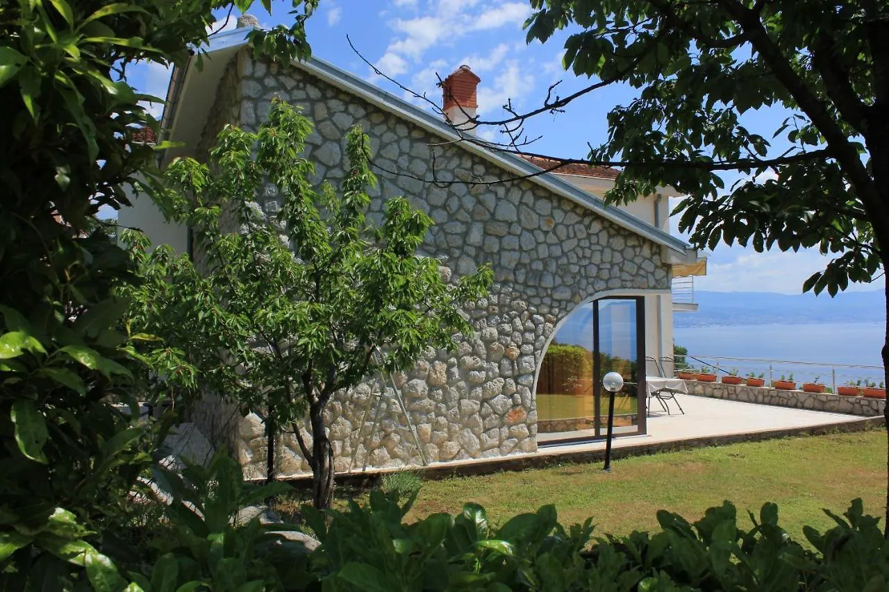 Apartments With A Parking Space Lovran, Opatija - 2357 Croatia