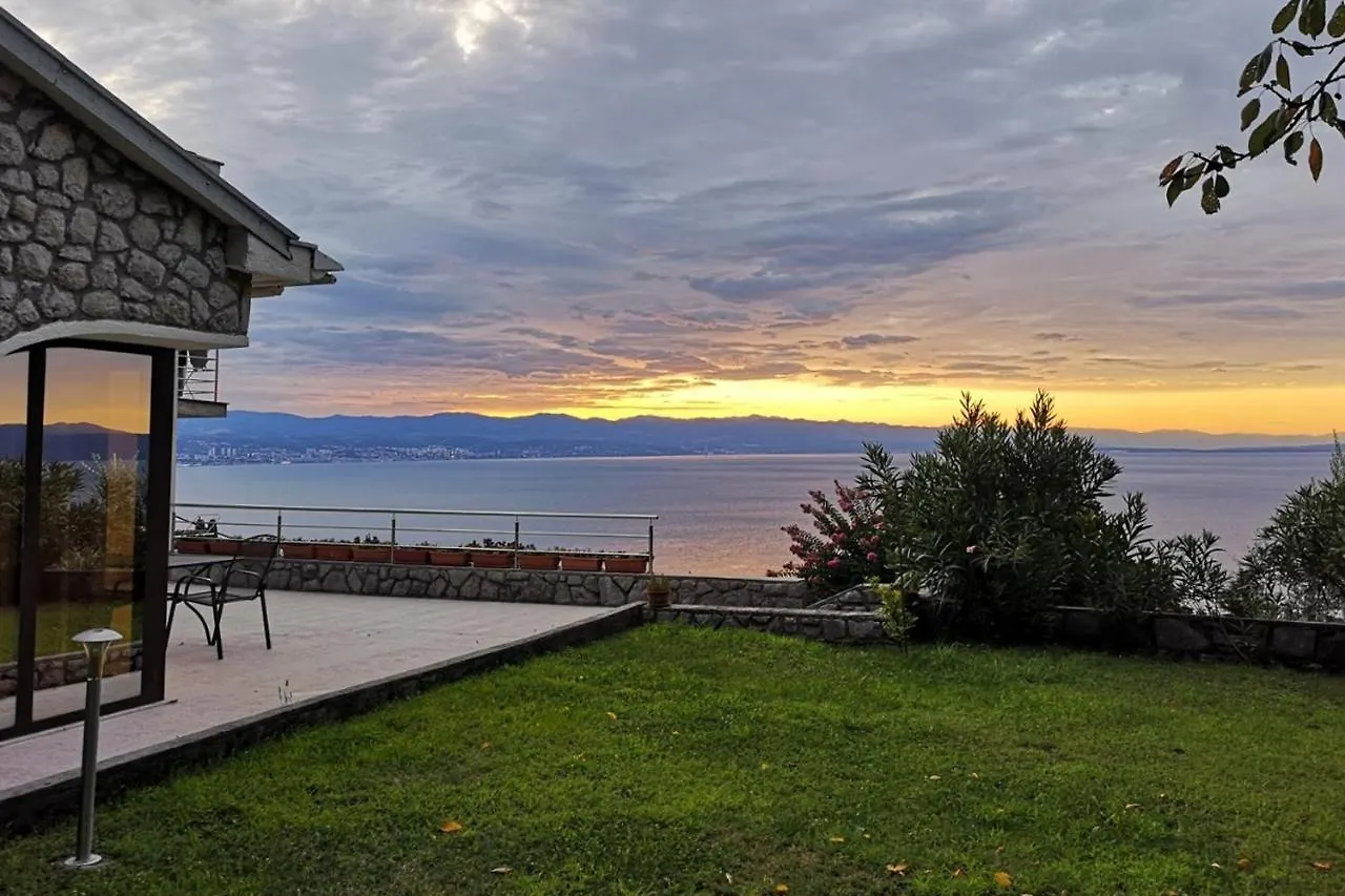 Apartments With A Parking Space Lovran, Opatija - 2357 Lovran