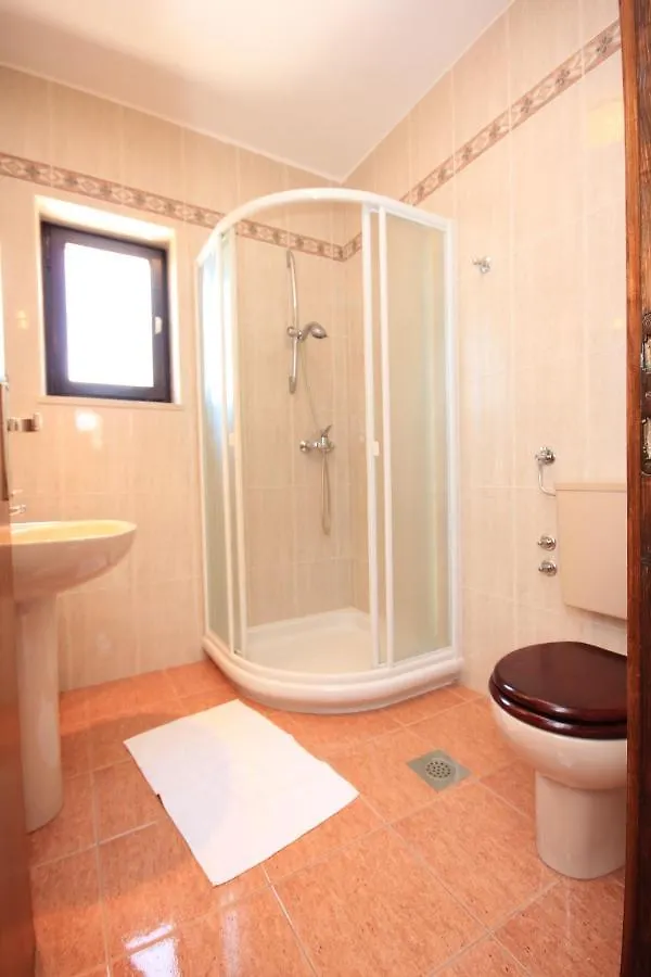 Apartments With A Parking Space Lovran, Opatija - 2357 Croatia